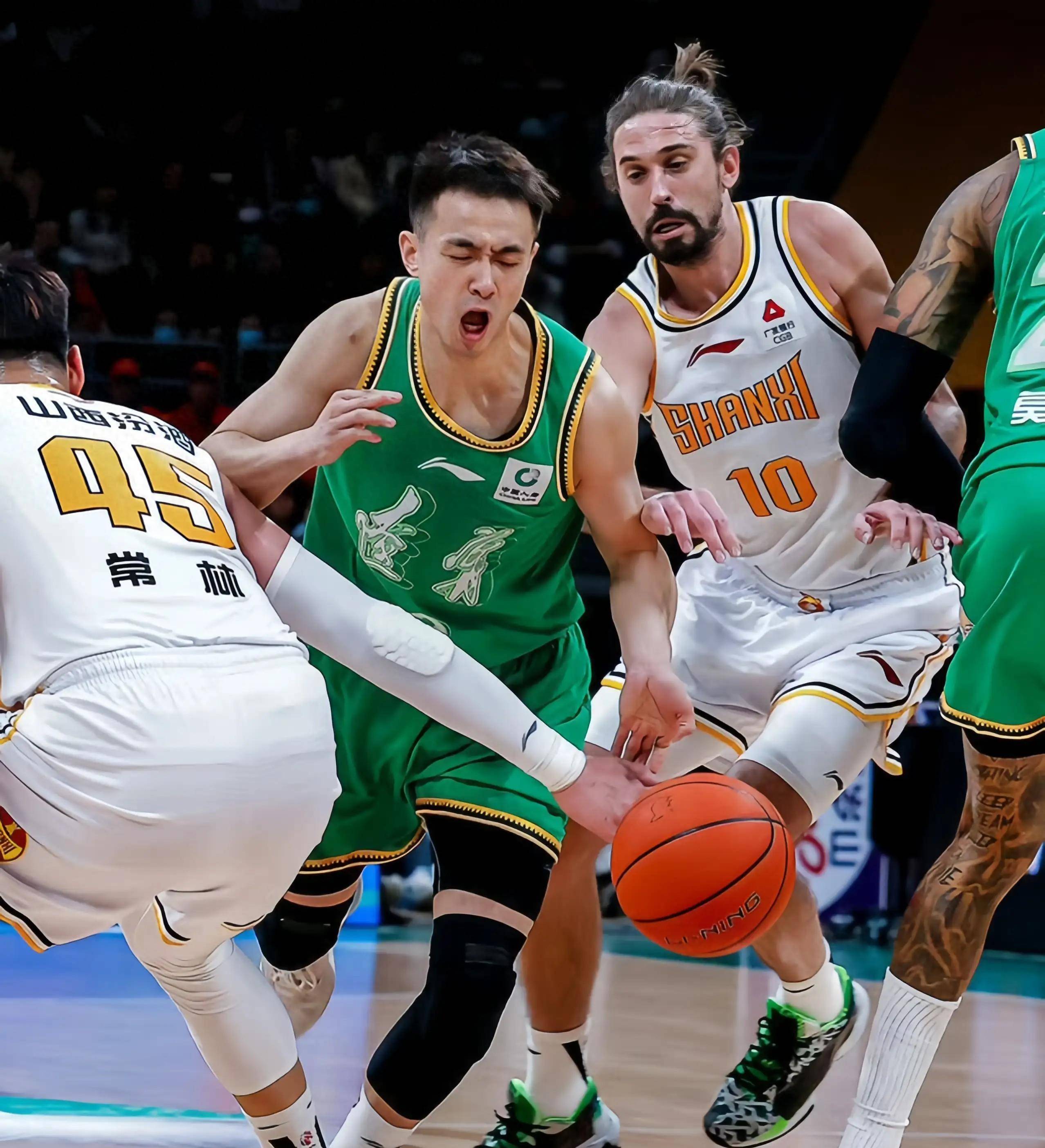 今夜底特律活塞伤情更新——CBA常规赛节点到来,悬念犹存,身体对抗强度拉满的简单介绍 今夜底特律活塞伤情更新——CBA常规赛节点到来,悬念犹存,身体对抗强度拉满的简单介绍