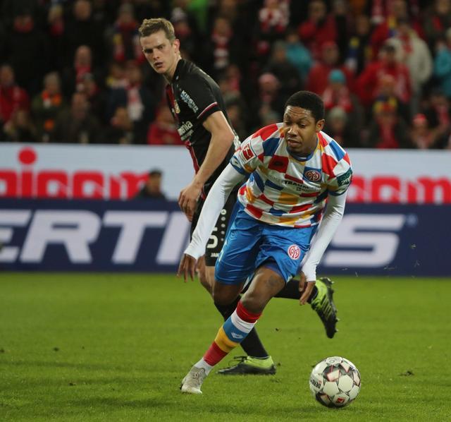 荷甲赛程吃紧，多特蒙德集结日远射贴柱，信心回归，医务组通报恢复